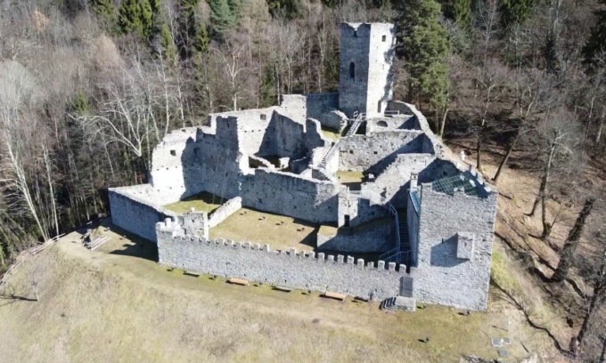 Mazzo Di Valtellina Cominciano Le Visite Estive Allantica Pieve Di