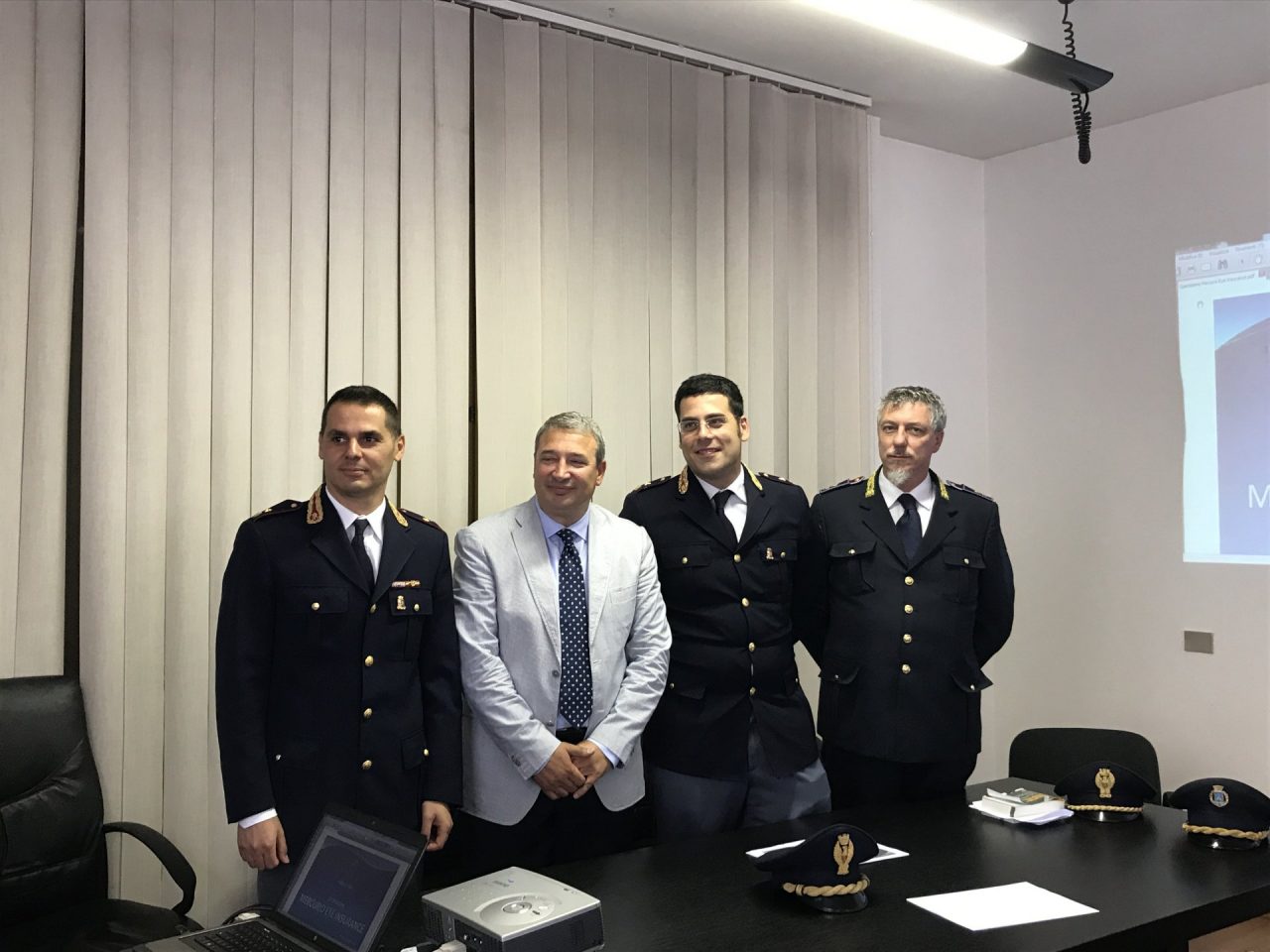 Forze di Polizia unite per i controlli a tappeto sui veicoli circolanti