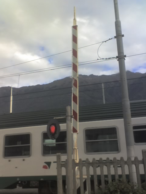 Il passaggio a livello di Sant’Agata sotto i riflettori