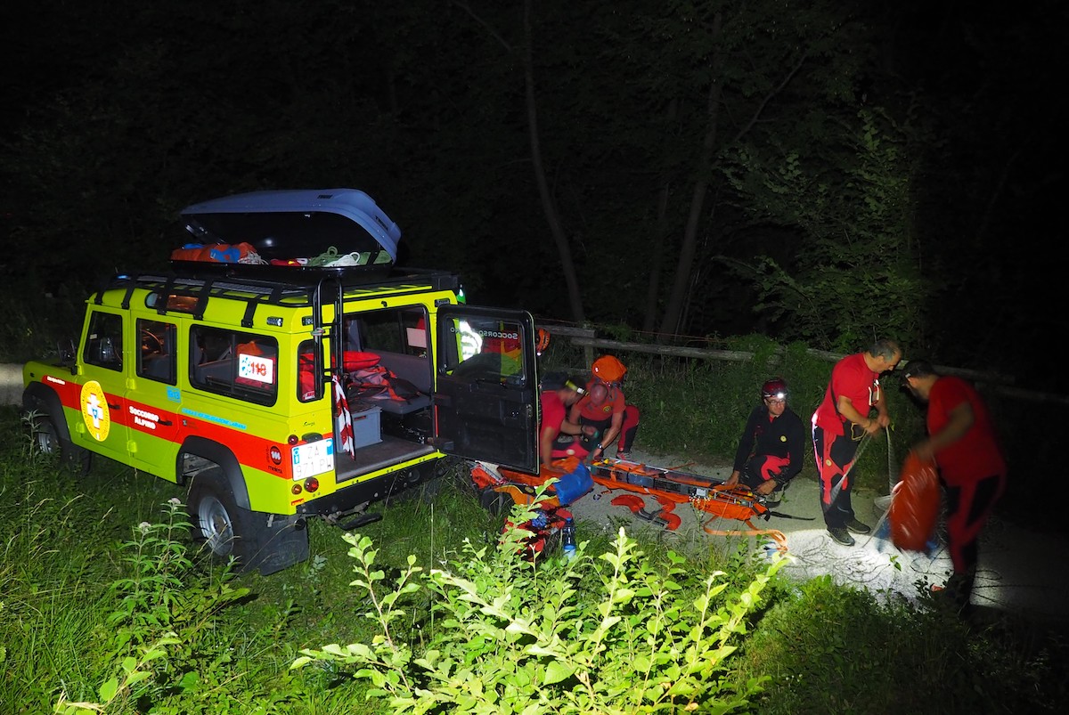 Giovane scout ferita salvata nella notte