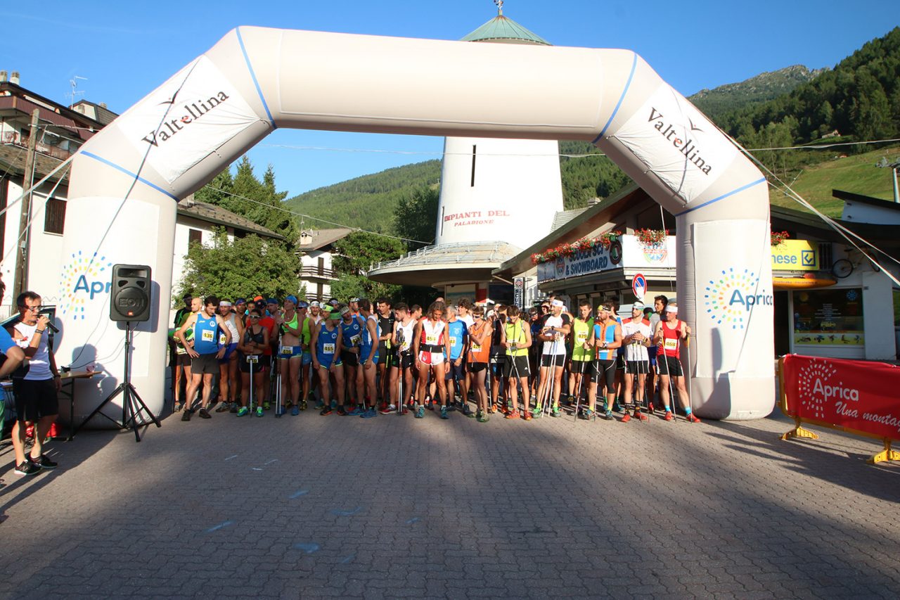 Aprica Sky Night da record