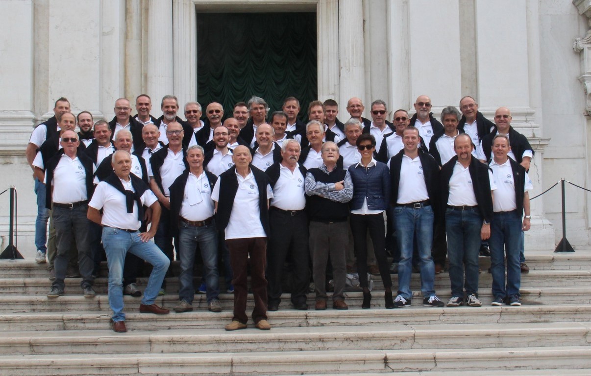 Il Coro Cai in concerto per i terremotati – LE FOTO