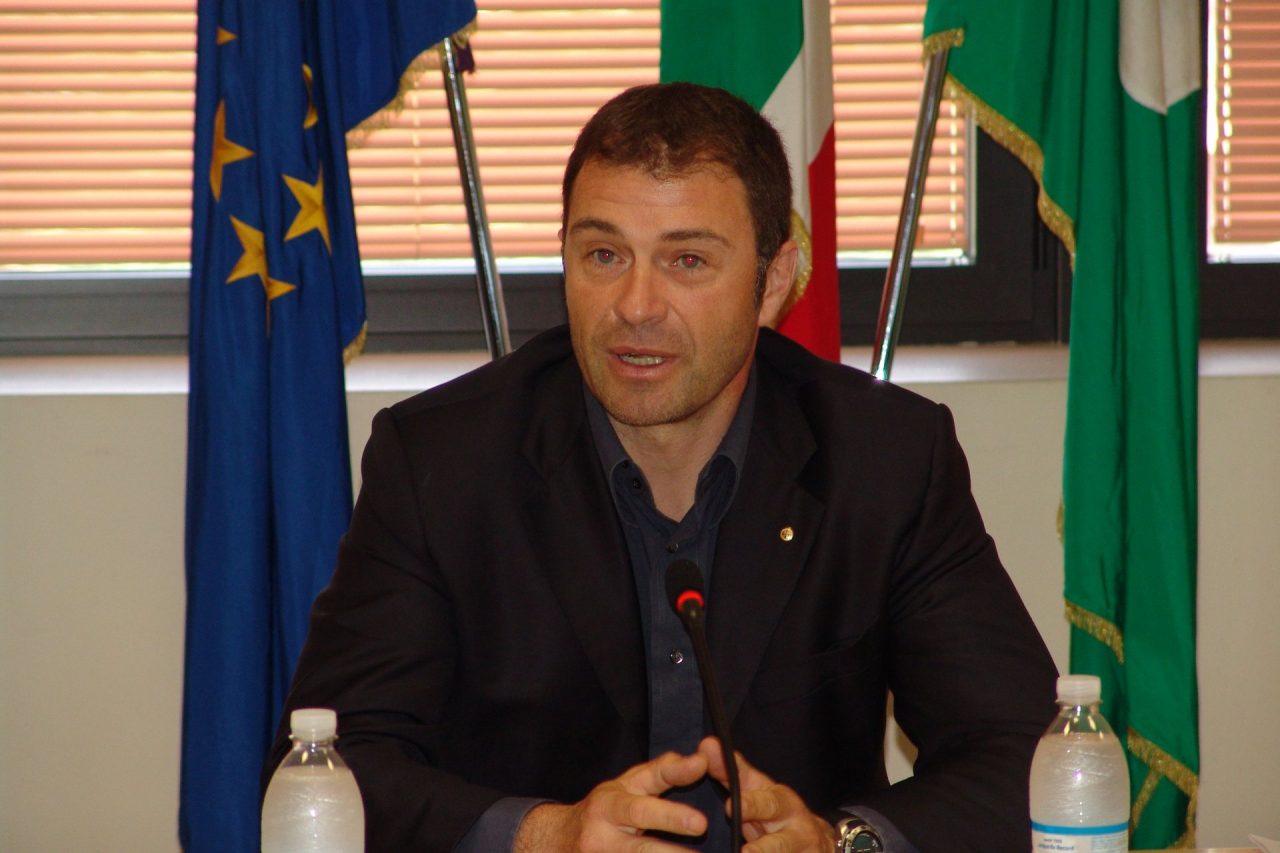 Appello dalla Lombardia: “Riaprite piscine e palestre”
