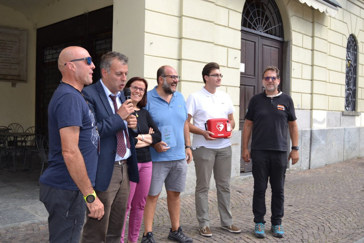 Tirano, due defibrillatori nelle piazze Cavour e Basilica