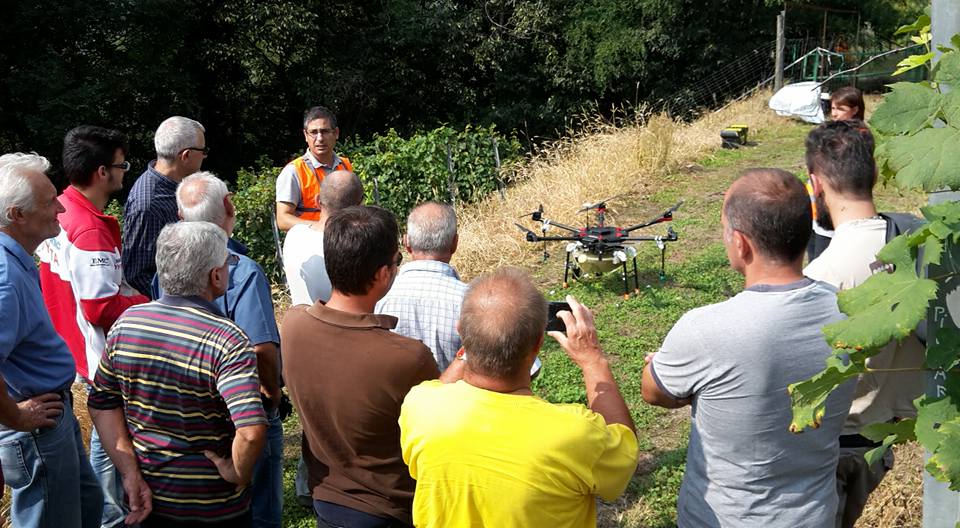 Arrivano i droni in vigna