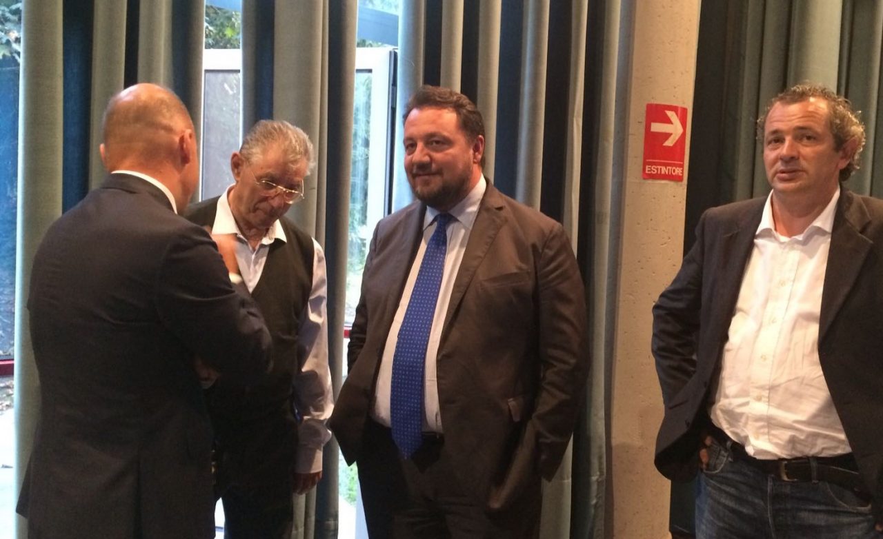 Referendum, spunta Bossi