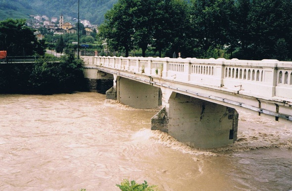 Tirano e Villa vogliono i lavori sul ponte