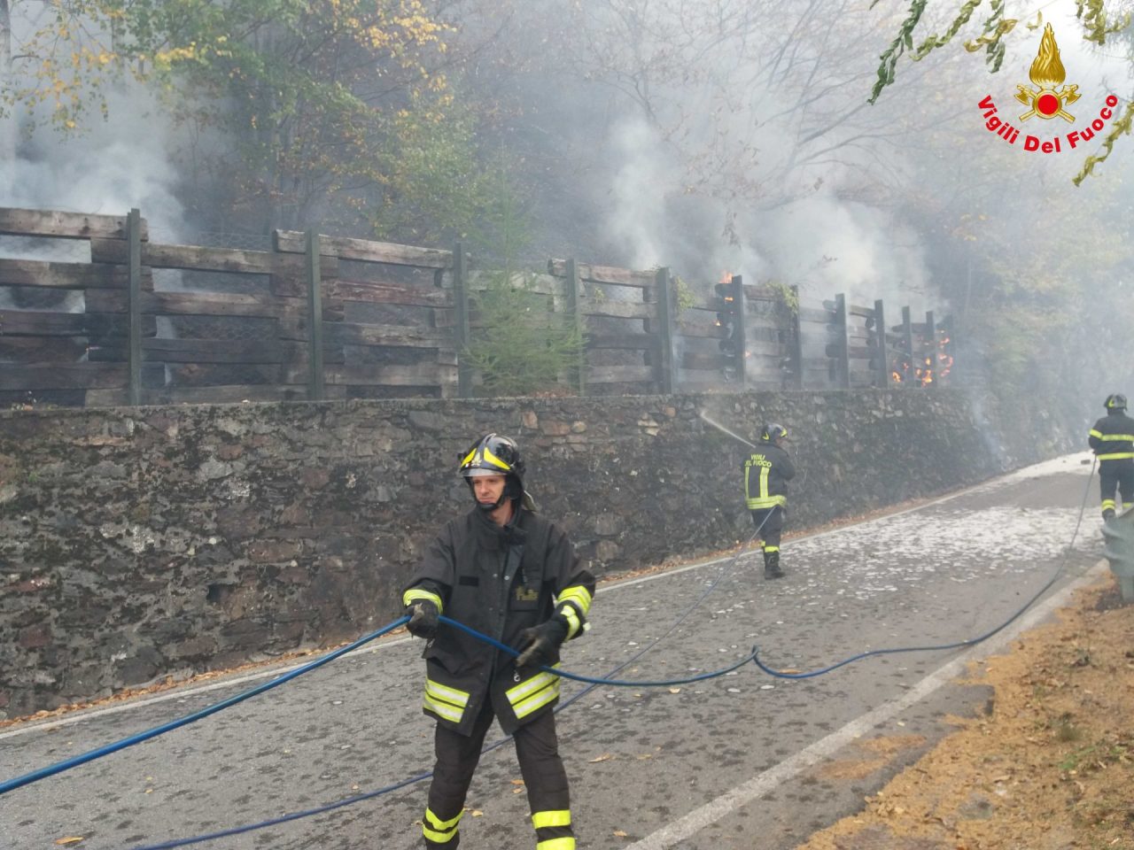 Incendi, +100% boschi bruciati