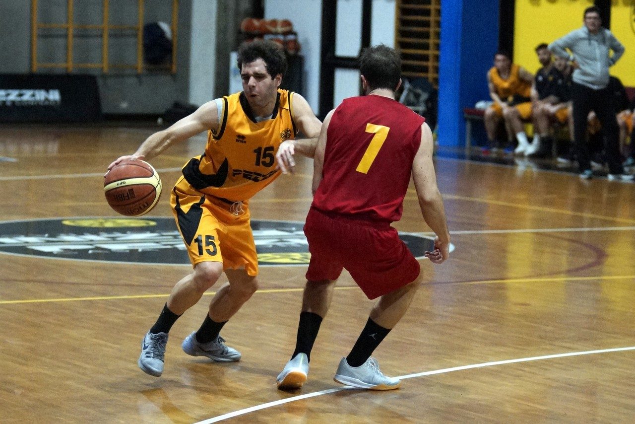 Pezzini su, Schena Generali giù, così la domenica del basket