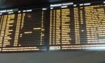 Atti vandalici sul treno: ritardi e cancellazioni sulla Lecco-Milano
