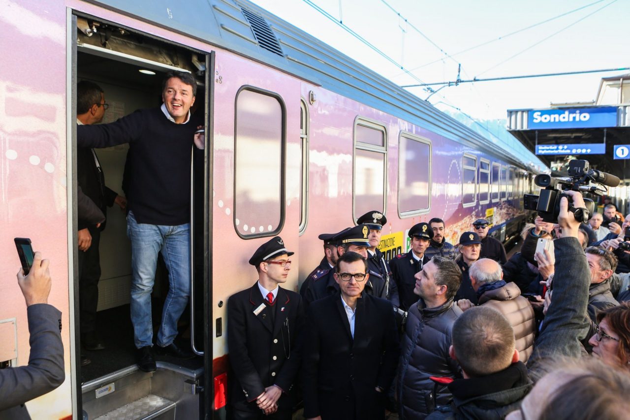 renzi treno tour matteo renzi-30