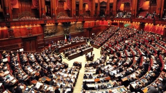 Taglio parlamentari: cosa significa votare sì o no al referendum 2020