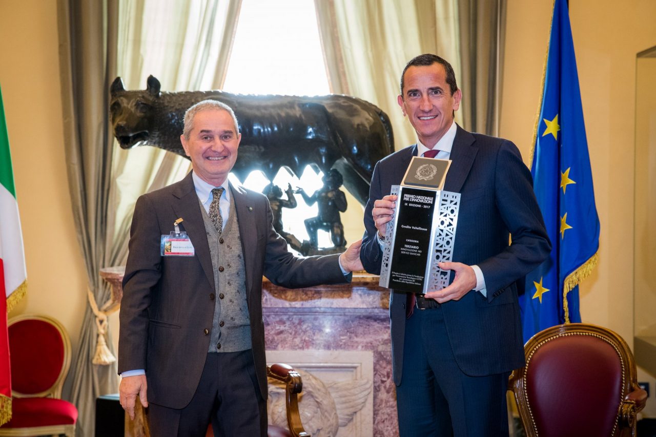 Premio dei premi Riconoscimento al Creval da Abi per l’innovazione