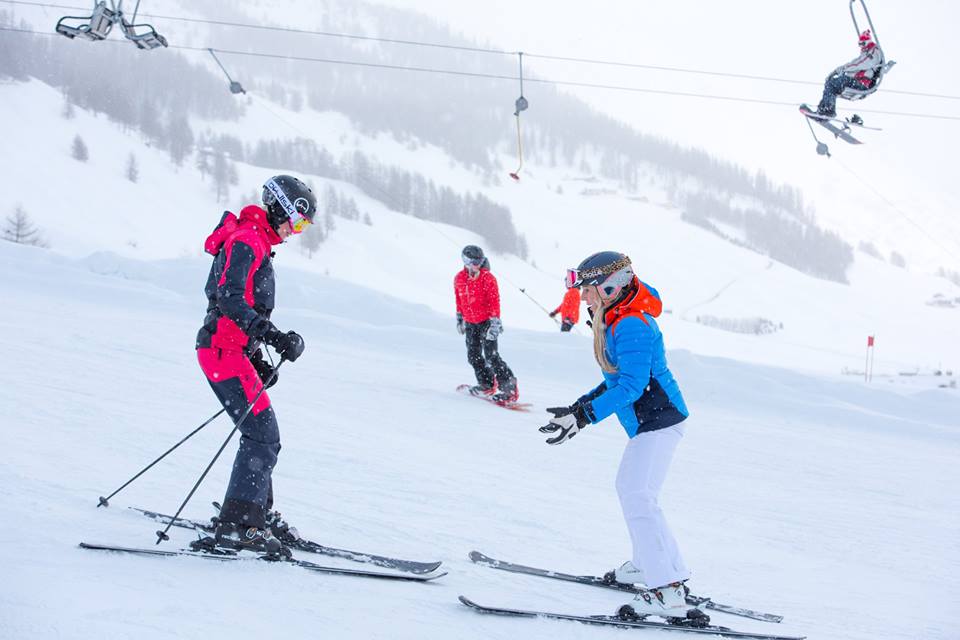 federica pellegrini impara a sciare a livigno