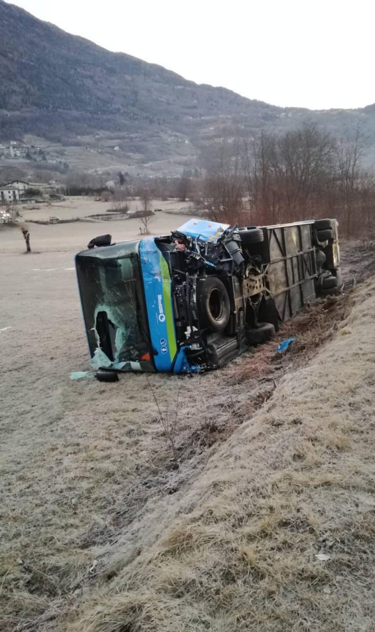 Incidente Statale 38, muore 27enne VIDEO
