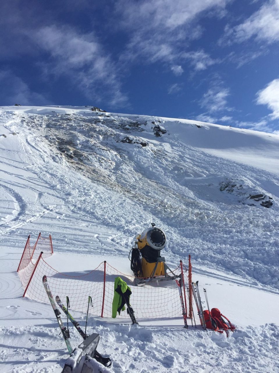 Altra neve in arrivo sulle Alpi, pericolo valanghe: ecco i consigli dell’esperto