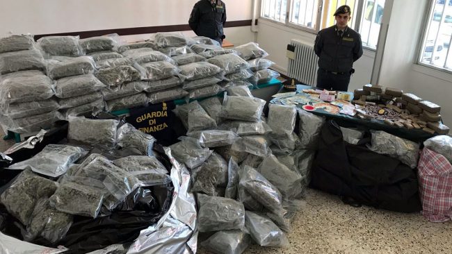 Traffico di droga: sequestrati altri 400 chili dalle Fiamme Gialle VIDEO
