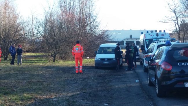 Trovata morta ragazza in un cespuglio giallo in Brianza VIDEO