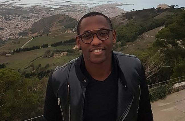 Frase shock al giovane medico: “Non mi faccio visitare da un negro”