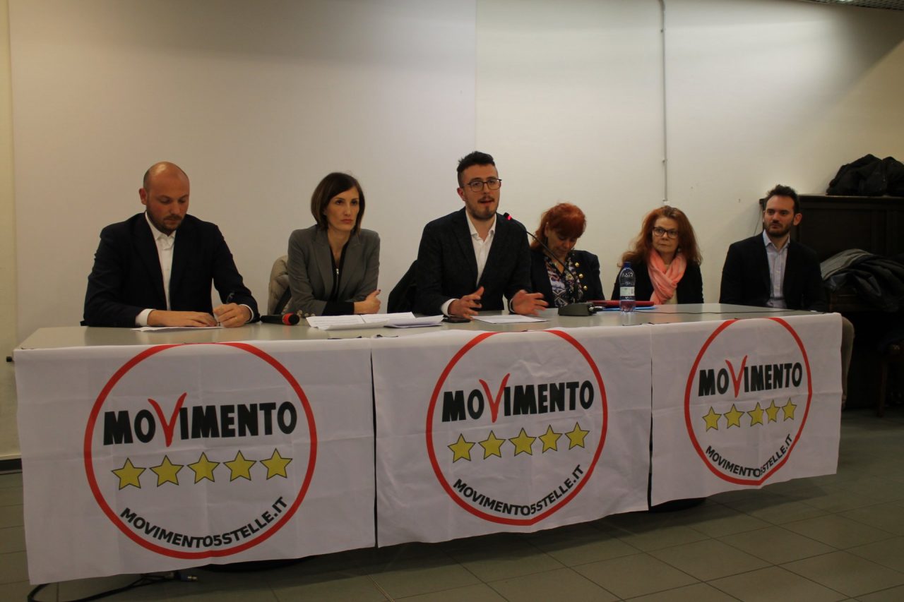 Violi, Paragone e alcuni candidati in Valle