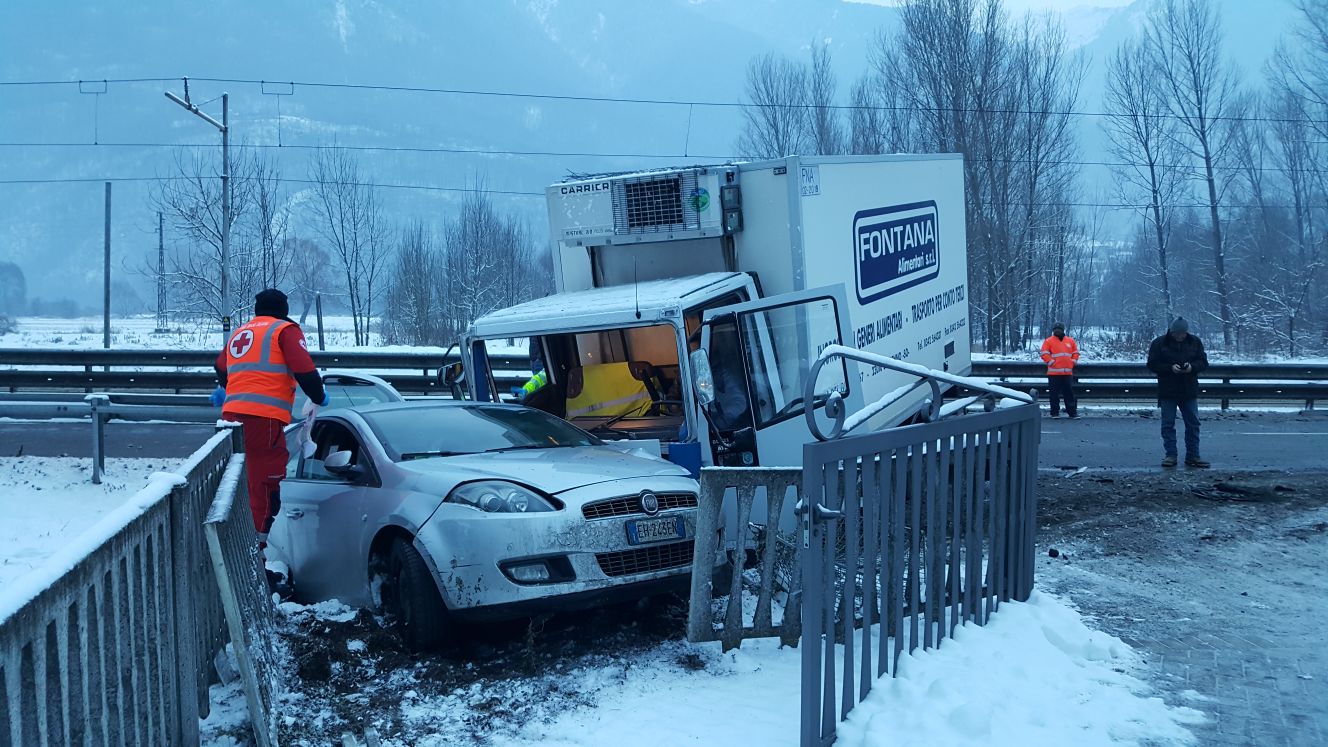 incidente sulla statale 38