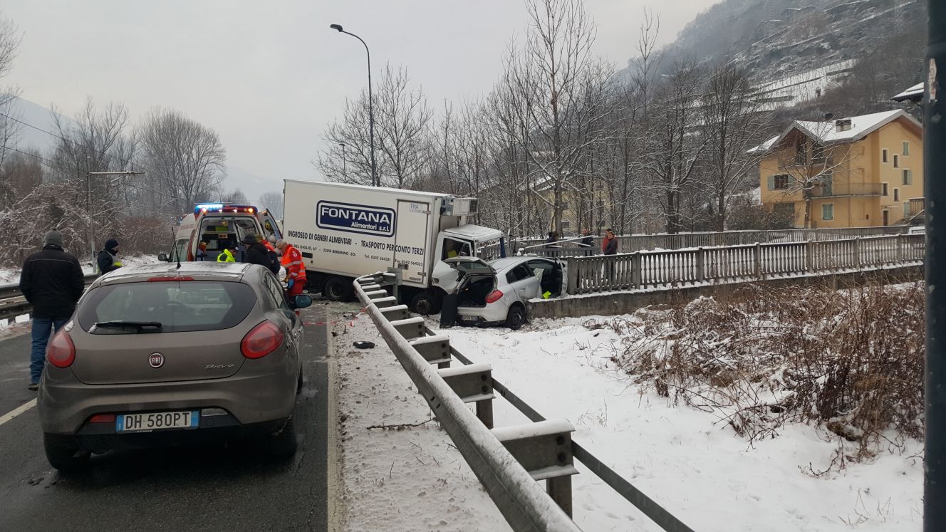 incidente sulla statale 38