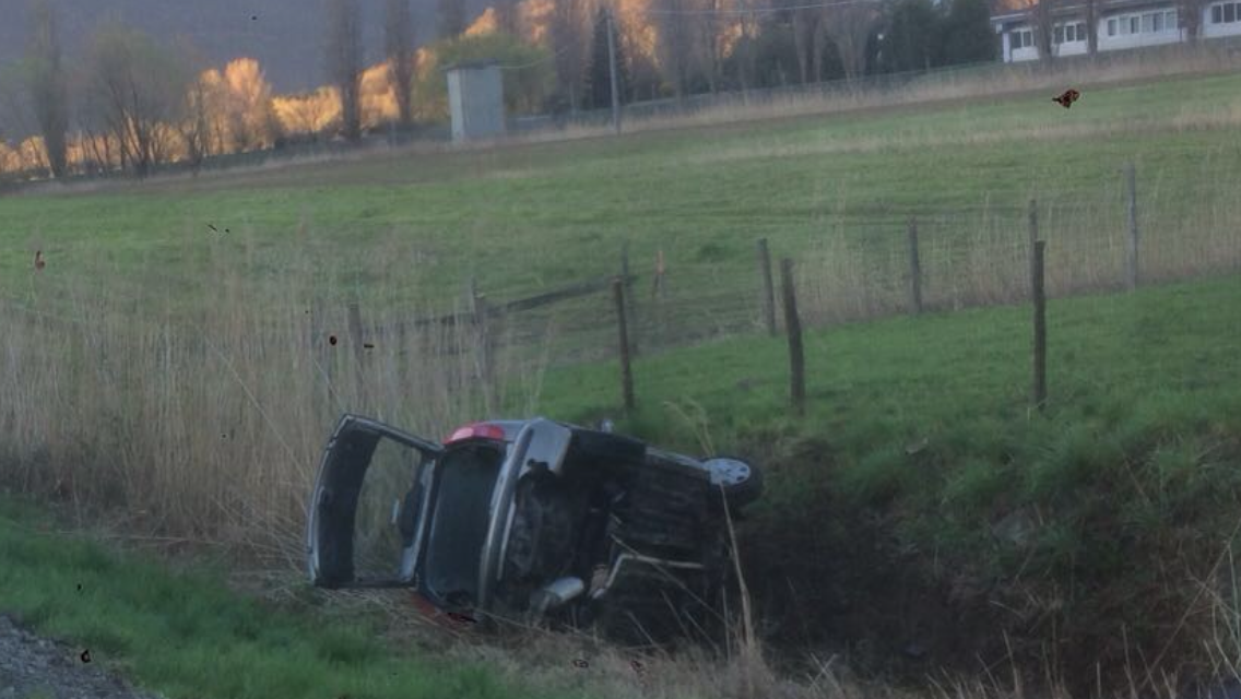 Incidente all’alba | Donna di 77 anni finisce fuori strada
