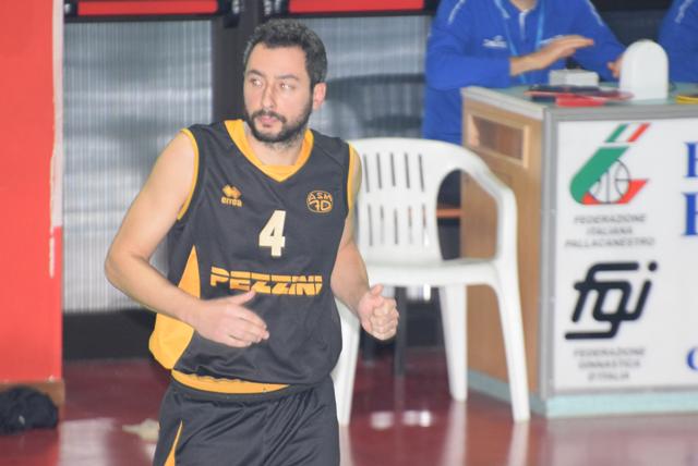 La Pezzini sbanca Milano a fil di sirena con un canestro di Bongio