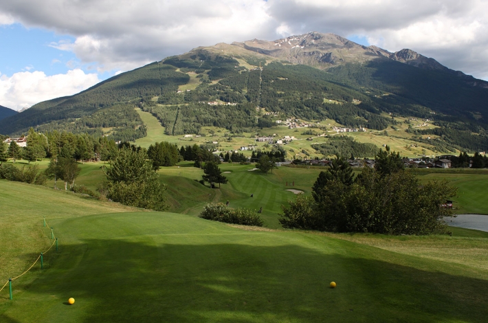 Bormio Golf, c’è il defibrillatore