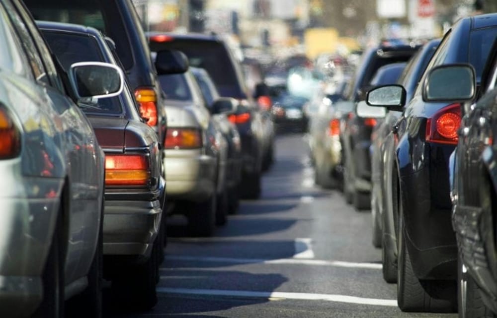 Bollino rosso sulla Statale 36 per traffico intenso