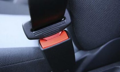 In auto senza cinture di sicurezza, raffica di multe a Morbegno