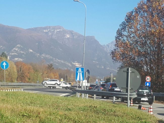 Statale 36 code e rallentamenti in direzione Milano