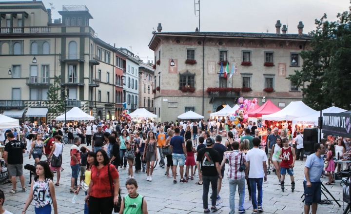 Il sabato a Sondrio è di scena “Saturday Shop”