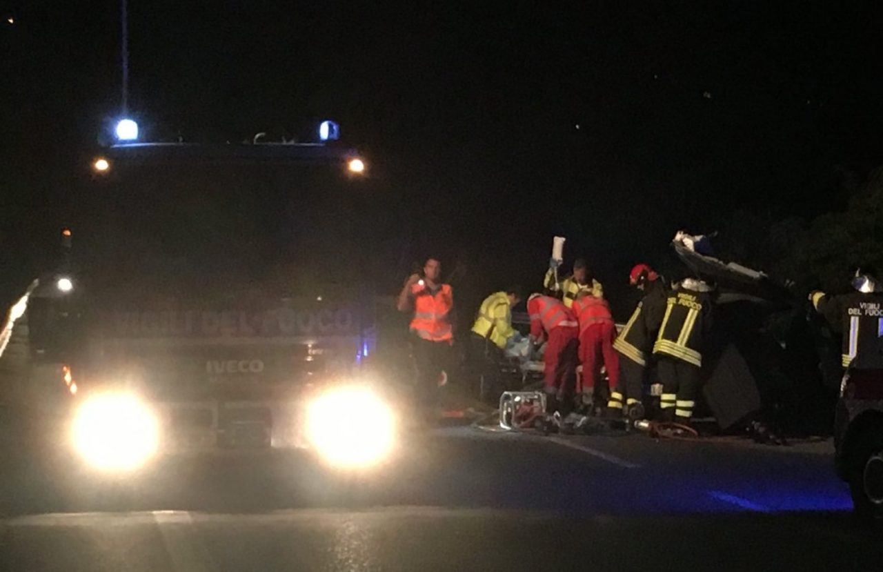 Incidente sulla Statale 38, grave uomo di 43 anni