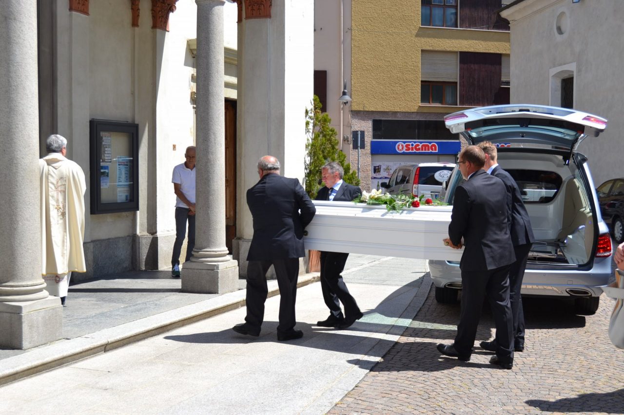 Tirano, ultimo addio ad Asia