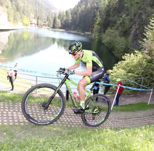 Sfida alla Bike Transalp per Mattia Longa