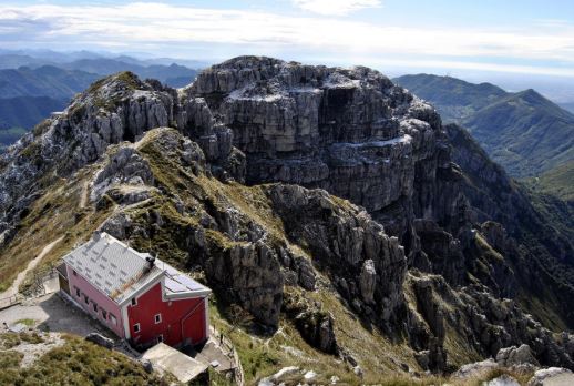 Ecco i futuri accompagnatori di media montagna. Due a Lecco