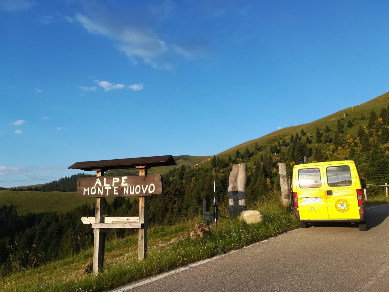 Motociclisti bloccati sul Passo di Dordona