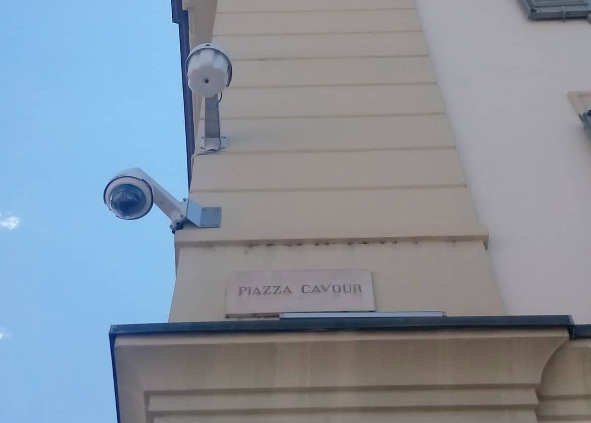 A Tirano attivo il Wi-Fi libero nelle piazze