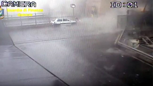 Crollo ponte Genova, un nuovo impressionante VIDEO