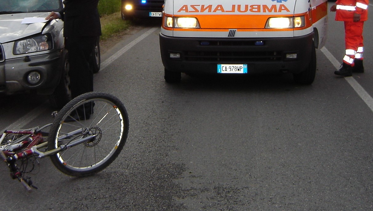 Ciclista investita a Berbenno, la vittima è di Postalesio
