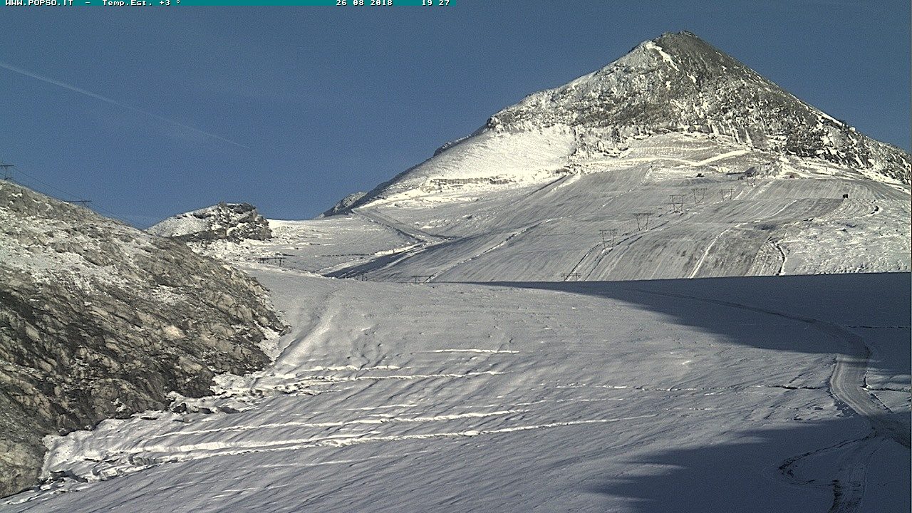 Temporali e temperature a picco, in Valtellina la prima neve