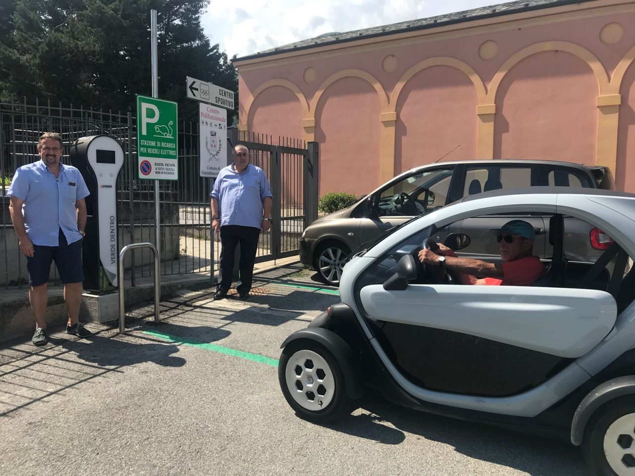 Gravedona ed Uniti si “ricarica”: un primo passo verso la mobilità sostenibile