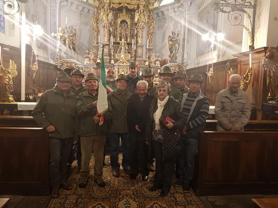 Il gruppo Alpini di Villa commemora don Aldo
