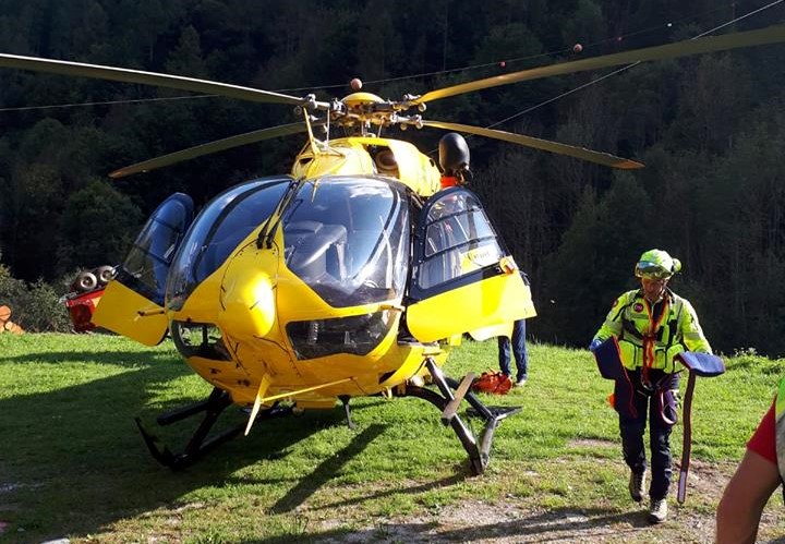 Si sente male sull’Alta via della Valmalenco, alpinista soccorso