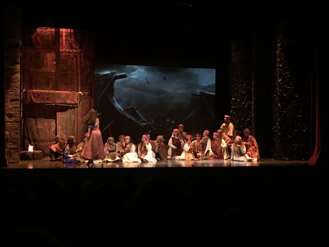 Il “Trovatore” di Verdi incanta il Teatro Sociale