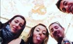 Selfie con il calice, Morbegno in Cantina piace sui social FOTO