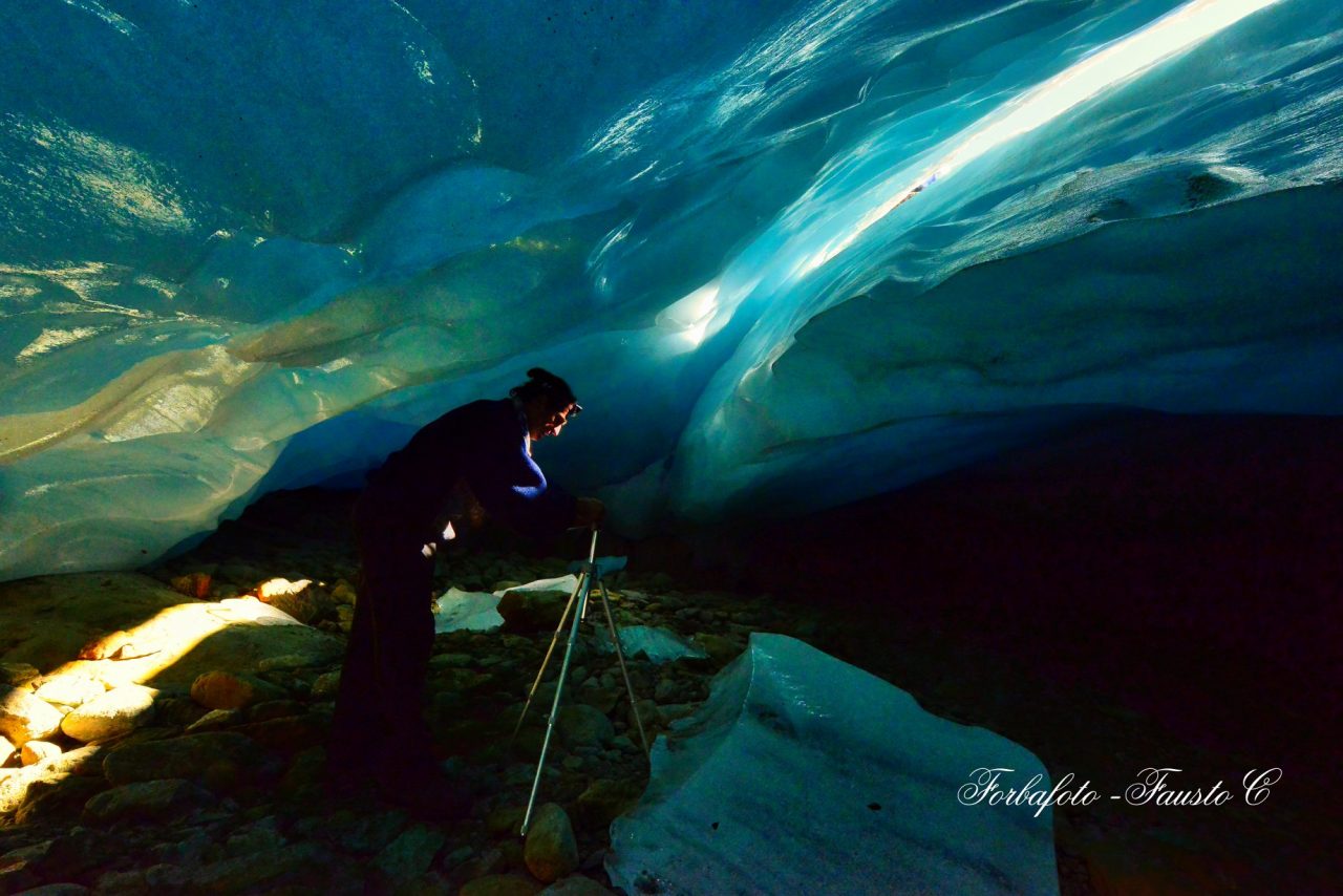 Scoperta grotta al Ghiacciaio dei Forni, presto svanirà VIDEO