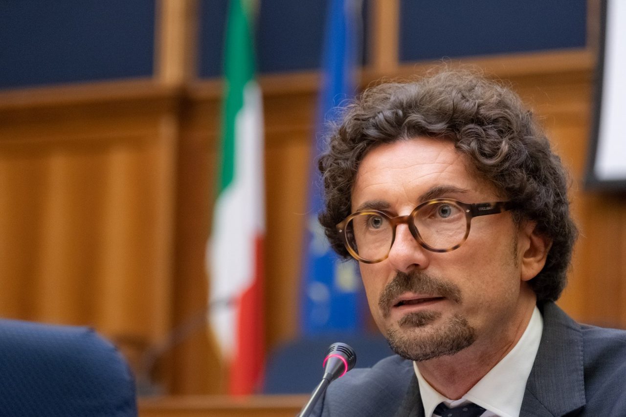 Disservizi e sprechi, vertice al Ministero su Trenord