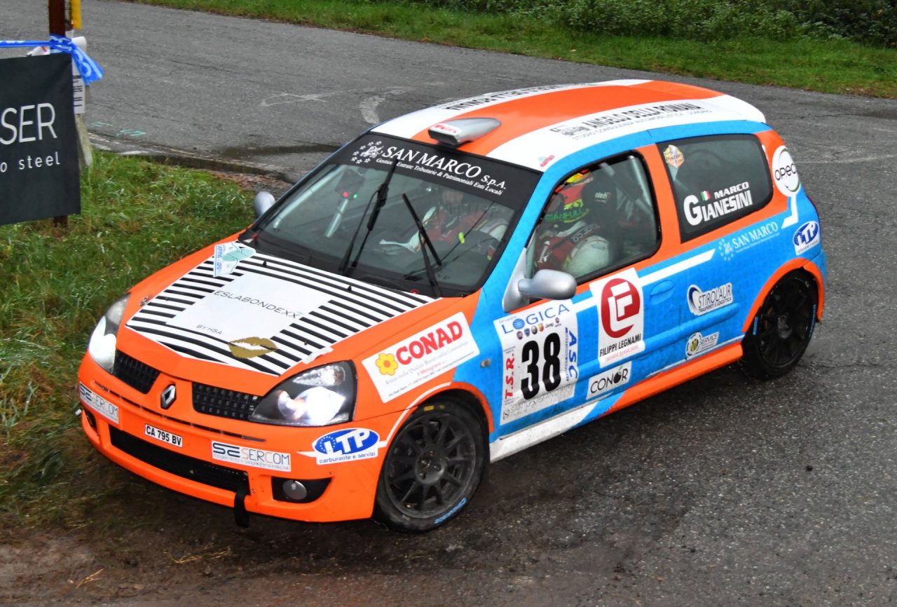 Gianesini mattatore al Rally del Gomitolo